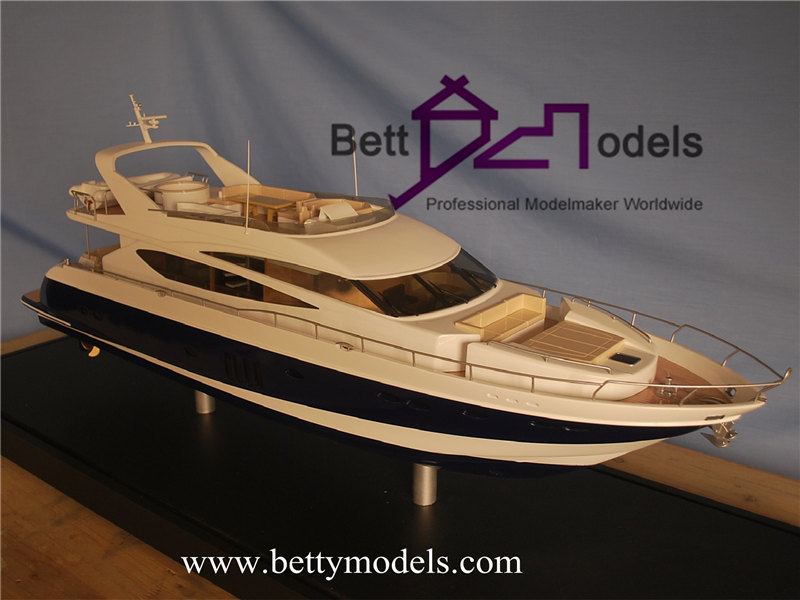 UK yacht scale models 