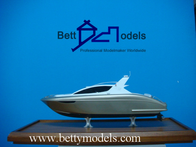 Bahrain yacht scale model maker